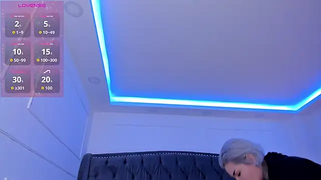 Snapshot of jinxv_nuss chatting on October 24, 11:06 am jinxv nuss online show from October 24, 11:06 am