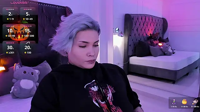 Snapshot of jinxv_nuss chatting on October 28, 11:25 am jinxv nuss online show from October 28, 11:25 am