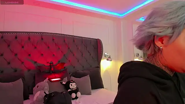 Snapshot of jinxv_nuss chatting on October 29, 11:01 am jinxv nuss online show from October 29, 11:01 am