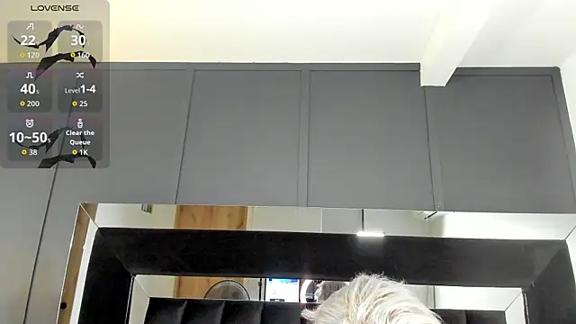 Snapshot of jinxv_nuss chatting on November 19, 10:37 am jinxv nuss online show from November 19, 10:37 am