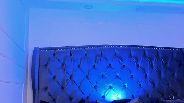 Snapshot of jinxv_nuss chatting on December 17, 11:16 am jinxv nuss online show from December 17, 11:16 am