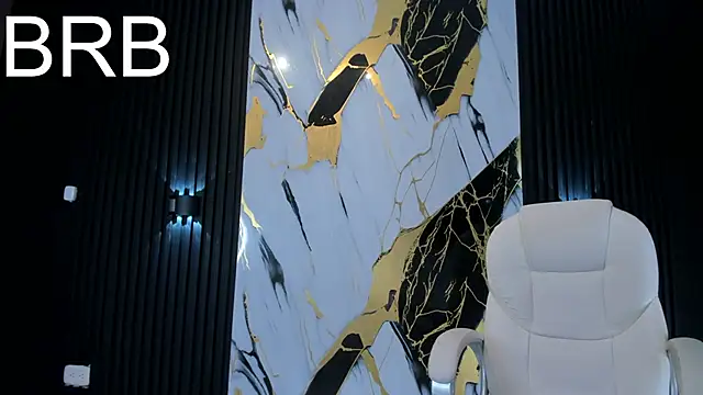 Snapshot of adam_piarse01 chatting on March 6, 1:37 am adam piarse01 online show from March 6, 1:37 am