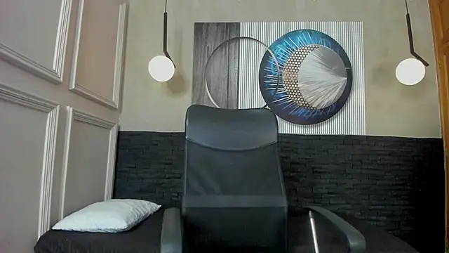 Snapshot of adam_piarse01 chatting on March 9, 11:03 pm adam piarse01 online show from March 9, 11:03 pm