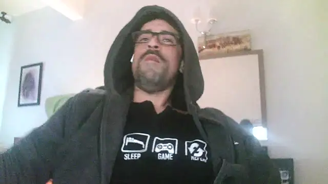 Patrickhound online show from February 5, 4:58 pm