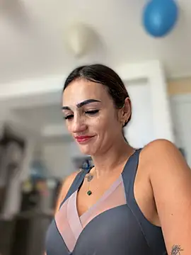 Samantha bigboobs online show from March 1, 4:09 pm