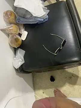 elflalope online show from February 24, 7:22 am