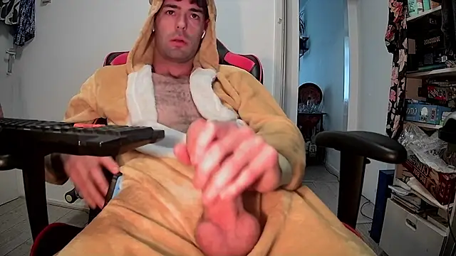 onesieboyx online show from October 14, 2:18 pm