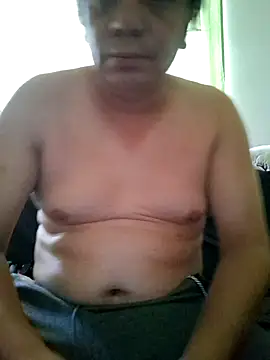 Snapshot of escorpio50jt chatting on June 15, 11:12 am escorpio50jt online show from June 15, 11:12 am
