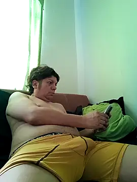 Snapshot of escorpio50jt chatting on July 5, 12:12 pm escorpio50jt online show from July 5, 12:12 pm