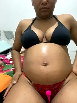 Snapshot of Mariaapimentinha chatting on September 25, 12:14 am Mariaapimentinha online show from September 25, 12:14 am