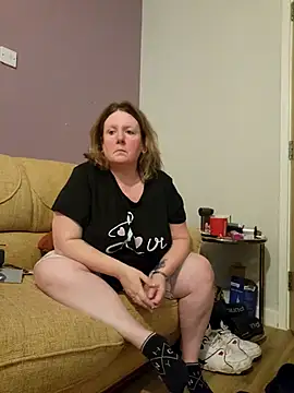 curvy girl71 online show from March 8, 7:20 pm