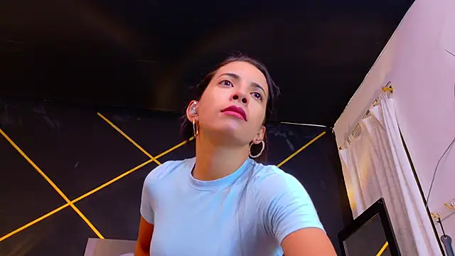 amabel zambrano online show from May 26, 11:17 am