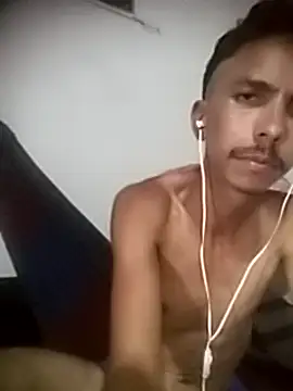 MagrinhoSaradoo online show from February 11, 2:03 am