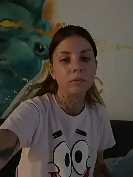 Snapshot of Izy_cute_ chatting on February 10, 11:34 pm Izy cute online show from February 10, 11:34 pm