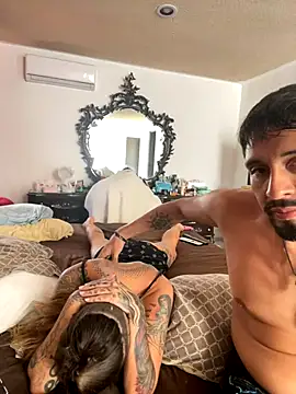 Snapshot of Izy_cute_ chatting on September 8, 4:28 pm Izy cute online show from September 8, 4:28 pm