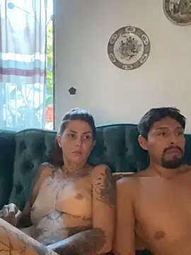 Snapshot of Izy_cute_ chatting on October 10, 11:04 pm Izy cute online show from October 10, 11:04 pm