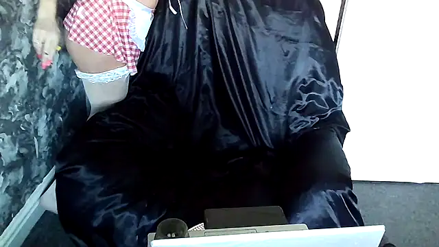 ImogenBrooke online show from March 6, 10:20 am