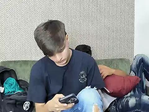 jhoseth sexxx18 online show from January 16, 1:58 pm