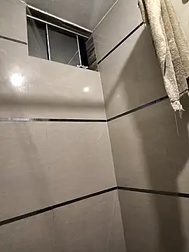 Snapshot of THEGOATHL chatting on December 14, 3:45 am THEGOATHL online show from December 14, 3:45 am