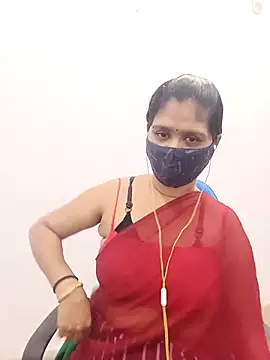 Snapshot of Lucky-Deepthi chatting on February 22, 11:46 pm Lucky-Deepthi online show from February 22, 11:46 pm