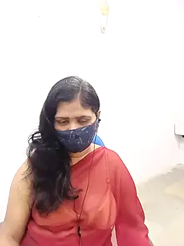 Snapshot of Lucky-Deepthi chatting on March 4, 5:24 pm Lucky-Deepthi online show from March 4, 5:24 pm