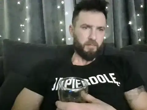 realdilf online show from January 5, 5:30 pm