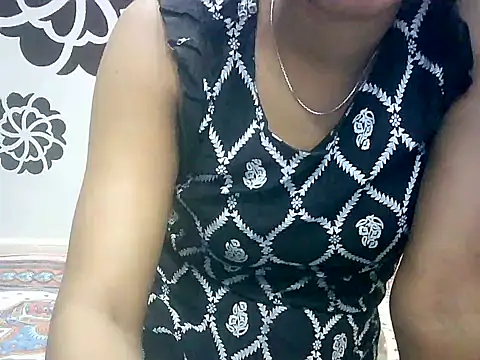 Barbie 183 online show from December 2, 5:24 am