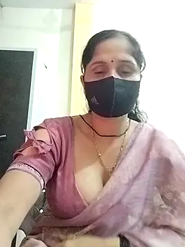 priyancyfun online show from December 18, 4:13 pm