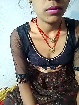 Amaya Bajwa online show from February 17, 4:04 pm