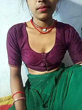 Amaya Bajwa online show from March 17, 3:07 pm