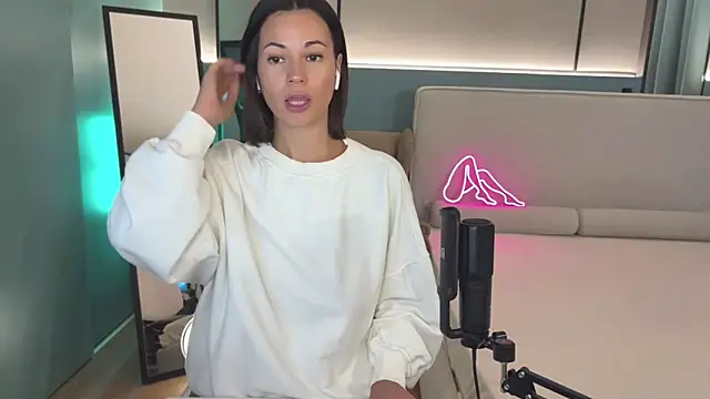 milakuni online show from January 25, 6:35 pm