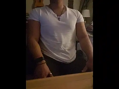 Snapshot of pitorico_bb chatting on December 14, 1:33 am pitorico bb online show from December 14, 1:33 am