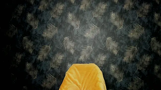 Snapshot of NNNoire chatting on January 8, 5:59 pm NNNoire online show from January 8, 5:59 pm