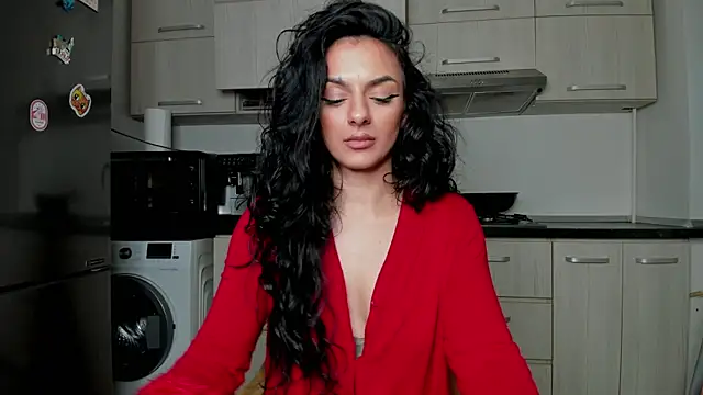 Snapshot of NNNoire chatting on January 24, 3:02 pm NNNoire online show from January 24, 3:02 pm