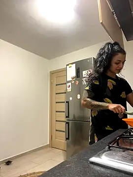 Snapshot of NNNoire chatting on October 16, 10:16 am NNNoire online show from October 16, 10:16 am