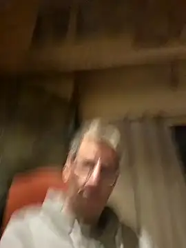 Snapshot of dimitrimarek chatting on January 4, 6:51 pm dimitrimarek online show from January 4, 6:51 pm