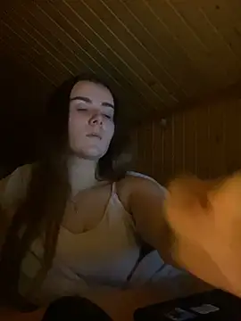 Snapshot of mewKate chatting on January 21, 9:15 pm mewKate online show from January 21, 9:15 pm