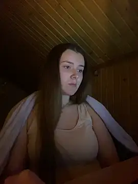 Snapshot of mewKate chatting on February 10, 6:45 pm mewKate online show from February 10, 6:45 pm