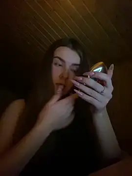 Snapshot of mewKate chatting on February 11, 7:05 pm mewKate online show from February 11, 7:05 pm