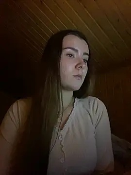 Snapshot of mewKate chatting on February 17, 5:32 pm mewKate online show from February 17, 5:32 pm