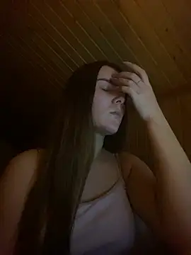 Snapshot of mewKate chatting on March 1, 11:37 pm mewKate online show from March 1, 11:37 pm