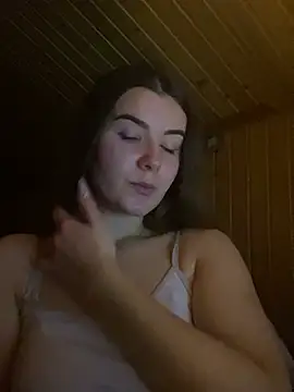 Snapshot of mewKate chatting on March 4, 8:16 pm mewKate online show from March 4, 8:16 pm