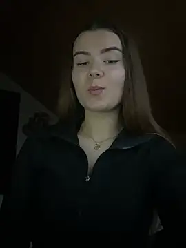 Snapshot of mewKate chatting on March 10, 4:25 pm mewKate online show from March 10, 4:25 pm