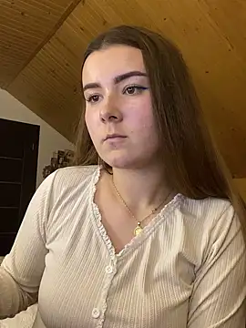 Snapshot of mewKate chatting on March 13, 6:34 pm mewKate online show from March 13, 6:34 pm