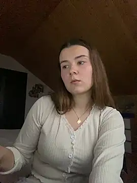 Snapshot of mewKate chatting on March 15, 3:59 pm mewKate online show from March 15, 3:59 pm