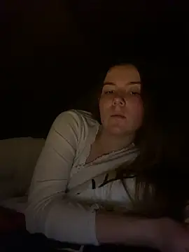 Snapshot of mewKate chatting on March 15, 8:10 pm mewKate online show from March 15, 8:10 pm