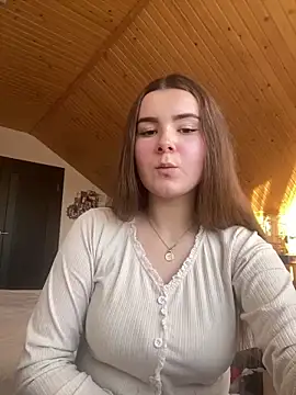 Snapshot of mewKate chatting on March 19, 3:40 pm mewKate online show from March 19, 3:40 pm