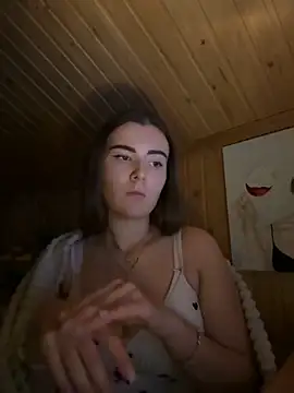 Snapshot of mewKate chatting on November 15, 5:42 pm mewKate online show from November 15, 5:42 pm