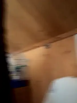 Snapshot of mewKate chatting on November 16, 10:10 am mewKate online show from November 16, 10:10 am