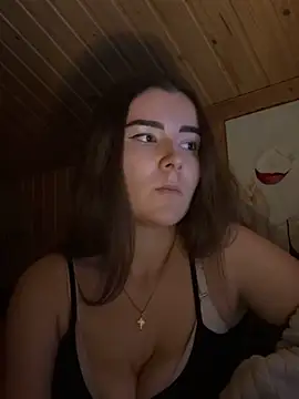 Snapshot of mewKate chatting on November 24, 3:45 pm mewKate online show from November 24, 3:45 pm